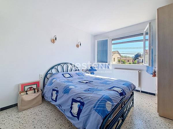 A vendre maison avec 2 logements à Laragne-Montéglin.