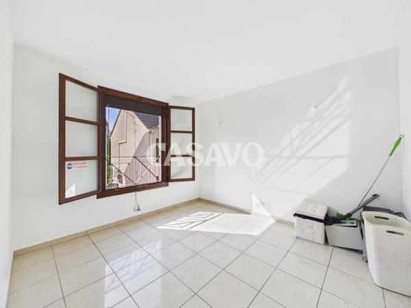 Vente Maison 6 pièces de 95m² - 93800 Épinay-sur-Seine