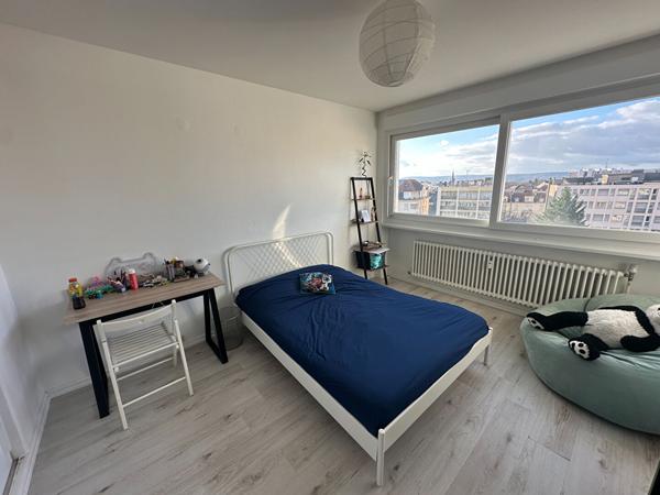 Appartement 5 pièces 104.9 m2