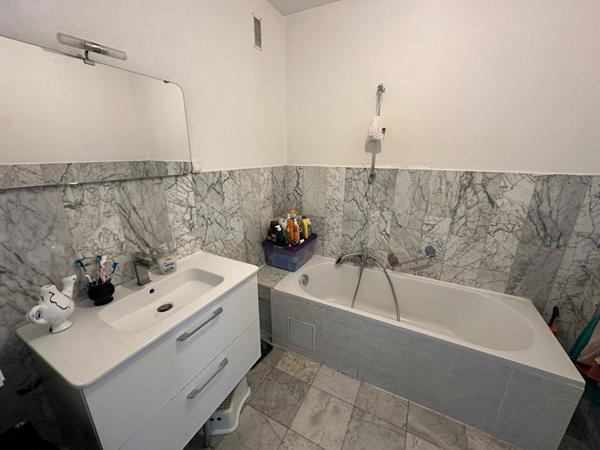 Appartement 5 pièces 104.9 m2
