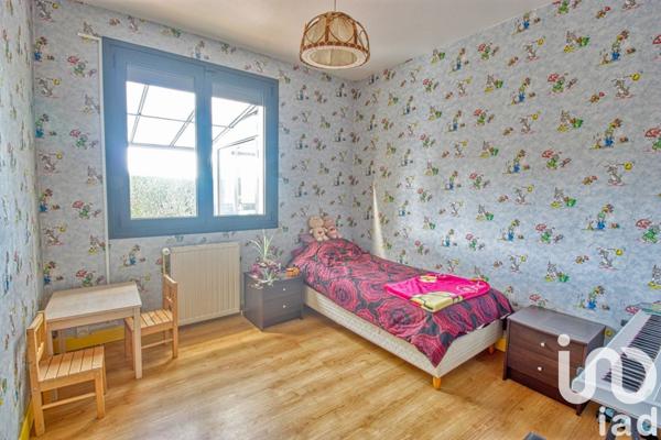 Maison 9 pièces de 175 m² à Le Malesherbois (45300)