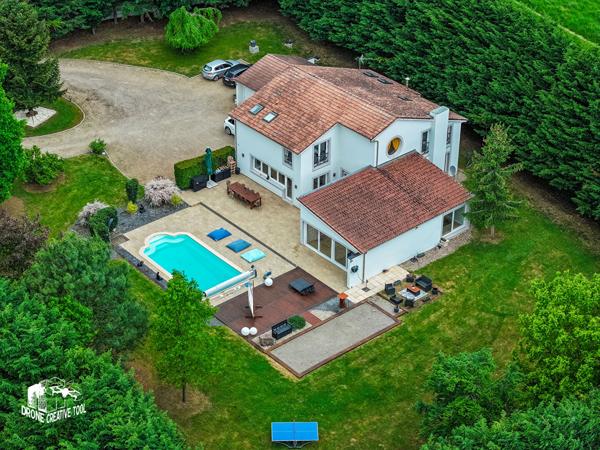 Maison 7 pièces 280 m2