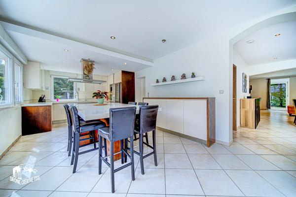 Maison 7 pièces 280 m2