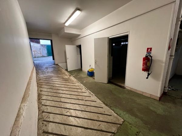 LOCAL COMMERCIAL A CAUDEBEC