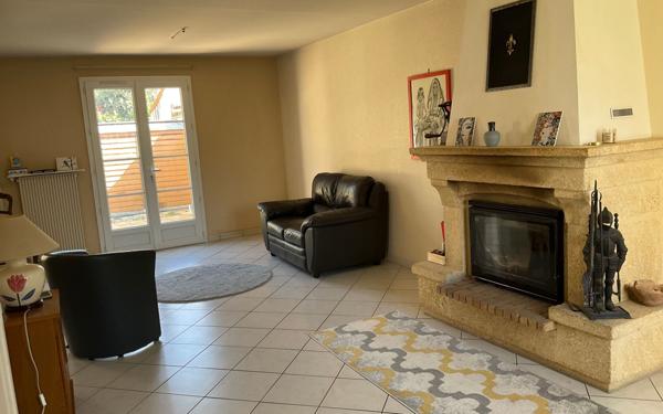 Maison à vendre    4 pièces •  Saintes