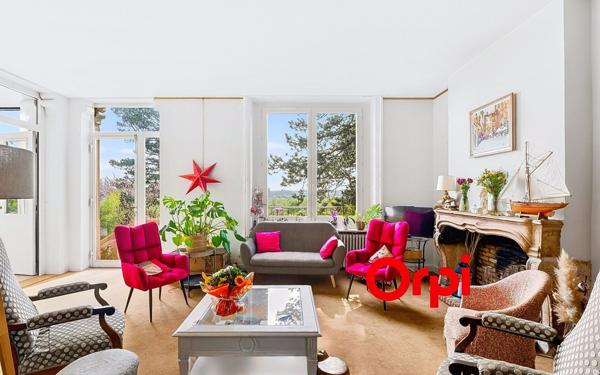 Maison à vendre    11 pièces • 355 m2 Irigny