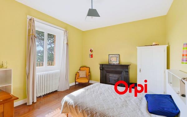 Maison à vendre    11 pièces • 355 m2 Irigny