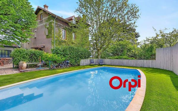 Maison à vendre    11 pièces • 355 m2 Irigny