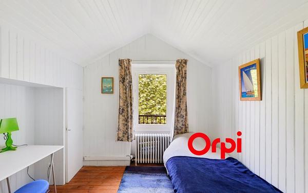 Maison à vendre    11 pièces • 355 m2 Irigny