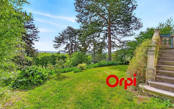 Maison à vendre    11 pièces • 355 m2 Irigny