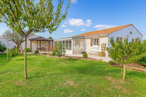 Vente Maison113 m² - 4 Pièces - L AIGUILLON LA PRESQU ILE (85460)