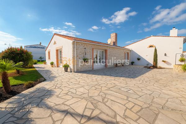 Vente Maison113 m² - 4 Pièces - L AIGUILLON LA PRESQU ILE (85460)