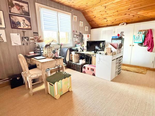 Belle et spacieuse maison de 174 m² possibilité de créer 2 logements facilement