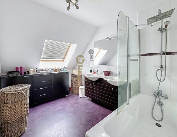 Maison individuelle Linselles Secteur Linselles-Vallée Lys 152 m²