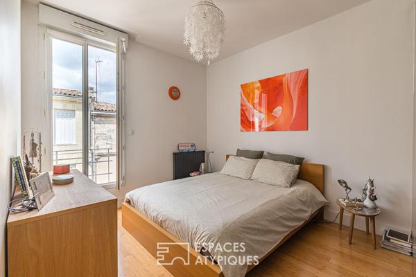 Ancien hangar transformé en loft avec piscine et garage