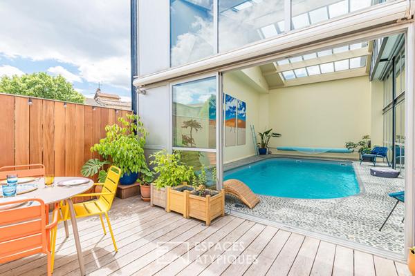 Ancien hangar transformé en loft avec piscine et garage