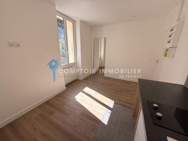 Appartement
                                                                                                                                                                                                                                                                                                                        2 pièce(s)                                                                                                                                                                                                          1 chambre(s)                                                                                                                                                                                                          25  m²