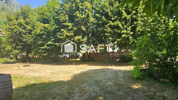 Bel ensemble immobilier de 420m² avec parc arboré 13 600m²  - St Georges de Montclard
