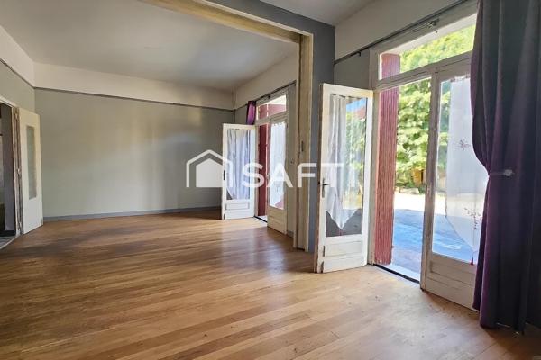 Bel ensemble immobilier de 420m² avec parc arboré 13 600m²  - St Georges de Montclard