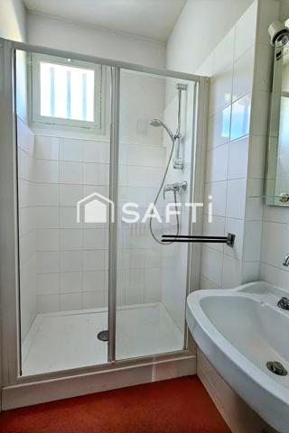 Bel ensemble immobilier de 420m² avec parc arboré 13 600m²  - St Georges de Montclard