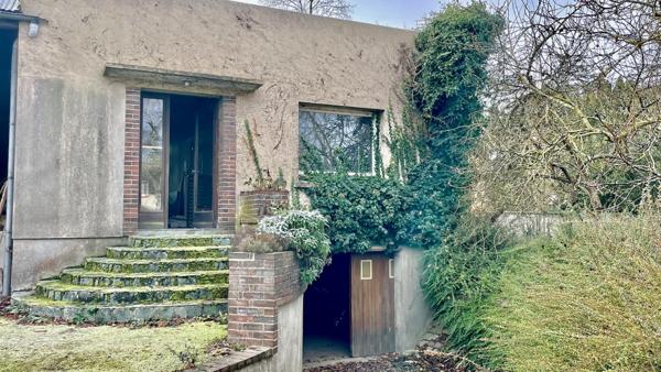 Immeuble
                                                                                                                                                
                                                                                                                                                
                                                                                                                                                
                                                    
                                                                                                                                                                                                                                                                                                                        205  m²