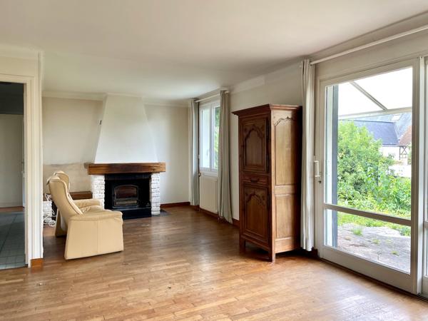 Immeuble
                                                                                                                                                
                                                                                                                                                
                                                                                                                                                
                                                    
                                                                                                                                                                                                                                                                                                                        205  m²