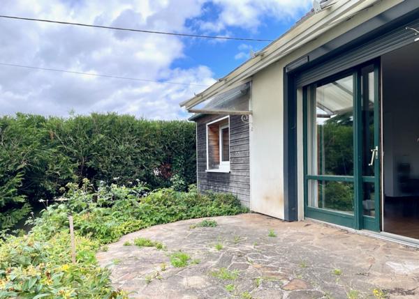 Immeuble
                                                                                                                                                
                                                                                                                                                
                                                                                                                                                
                                                    
                                                                                                                                                                                                                                                                                                                        205  m²