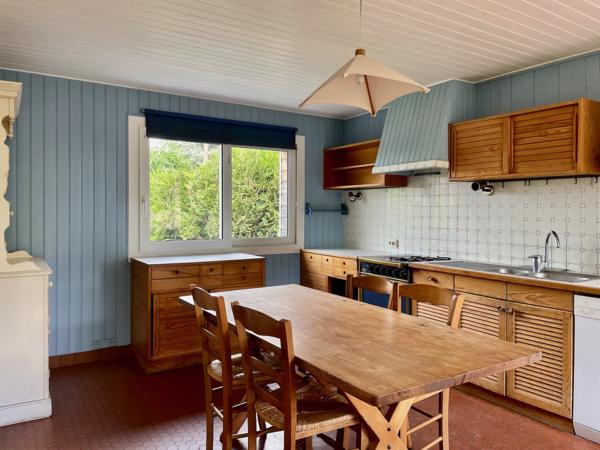 Immeuble
                                                                                                                                                
                                                                                                                                                
                                                                                                                                                
                                                    
                                                                                                                                                                                                                                                                                                                        205  m²