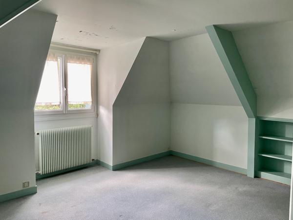 Immeuble
                                                                                                                                                
                                                                                                                                                
                                                                                                                                                
                                                    
                                                                                                                                                                                                                                                                                                                        205  m²