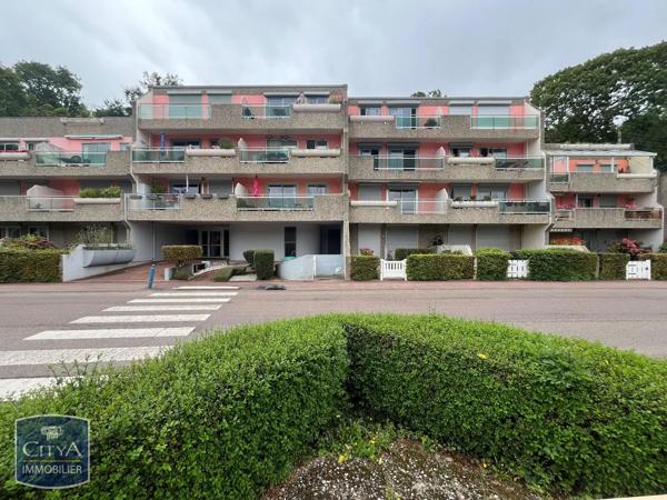 Appartement à louer 2 pièces 49.71m² Saint-Valery-en-Caux (76460)