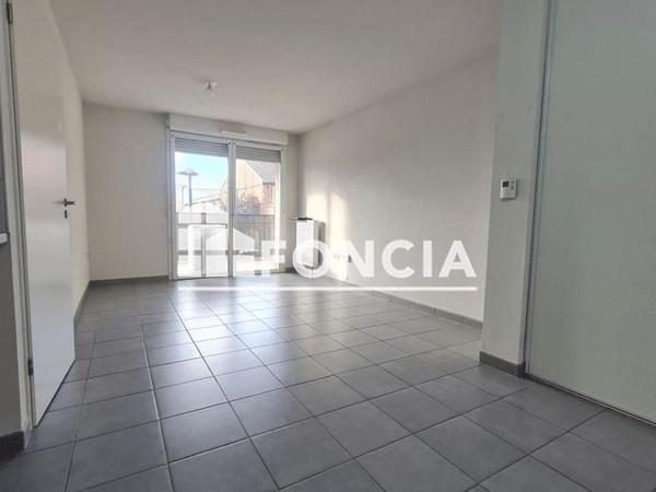 Location Appartement 2 pièces 38.4 m² - RUE DES DEMOISELLES Montereau-fault-yonne 77130