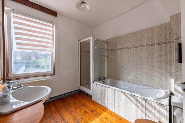 Maison à vendre 4 pièces 77m² Lille (59160)