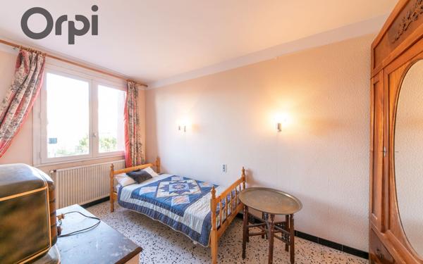 Maison à vendre    5 pièces •  Saint-Estève