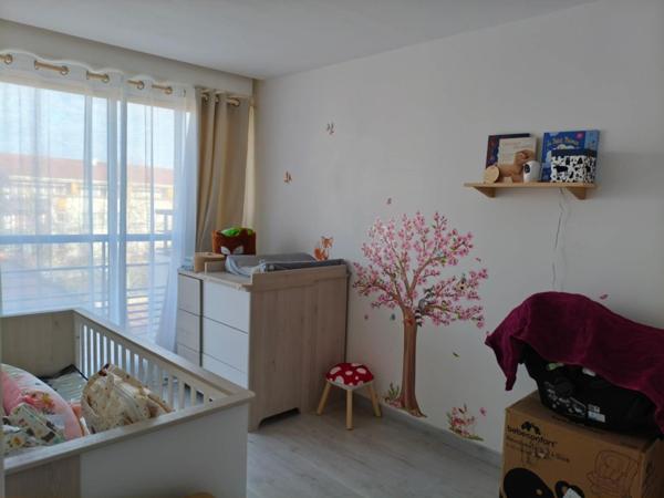 Appartement T3 en duplex, 65 m², idéalement situé au coeur de Moissy-Cramayel