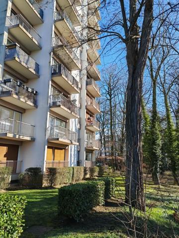 Rare - au 10 ème étage avec ascenseur, lumineux f3 de 79 m².