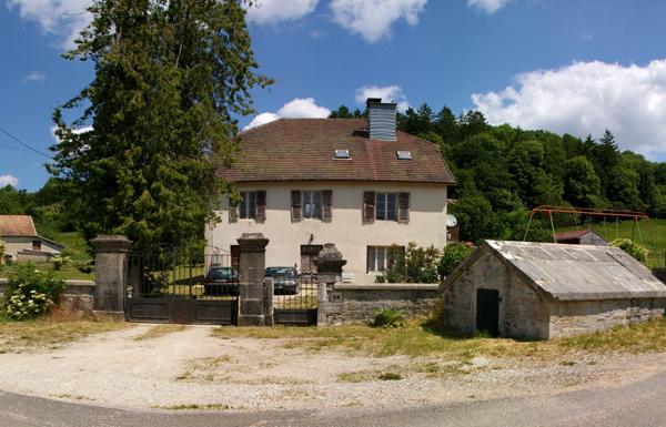 Soucia (39130) Immeuble Soucia