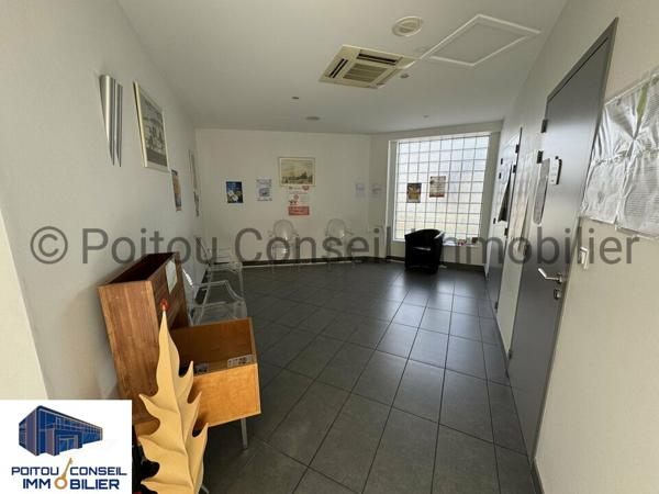OPPORTUNITE A VENDRE 150m2 BUREAU SECTEUR INKERMANN AVEC PARKINGS LUMINEUX
