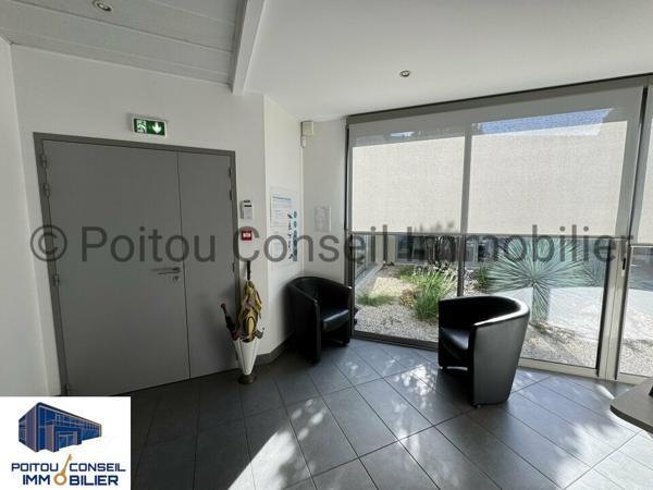 OPPORTUNITE A VENDRE 150m2 BUREAU SECTEUR INKERMANN AVEC PARKINGS LUMINEUX