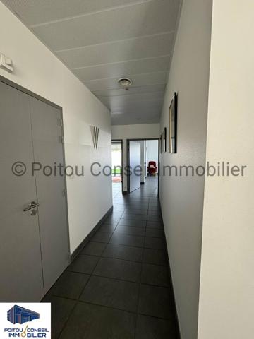 OPPORTUNITE A VENDRE 150m2 BUREAU SECTEUR INKERMANN AVEC PARKINGS LUMINEUX