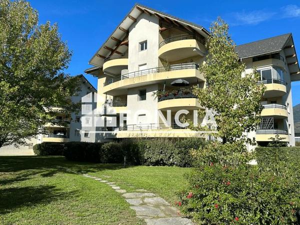 Location Appartement 2 pièces 49.6 m² - 1195/1197 CHEM. DES 3 POIRIERS Albertville 73200