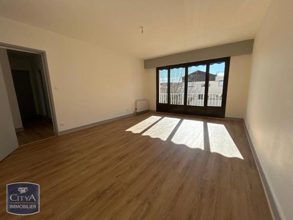 Appartement à louer 2 pièces 51.37m²