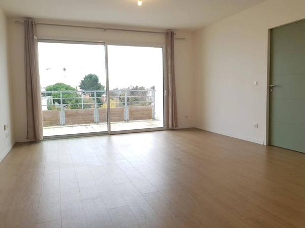 appartement t2 avec balcon et parking