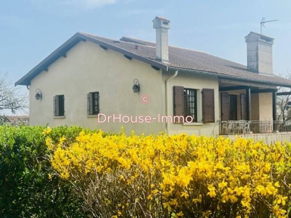 Maison à vendre 6 pièces de 212 m²