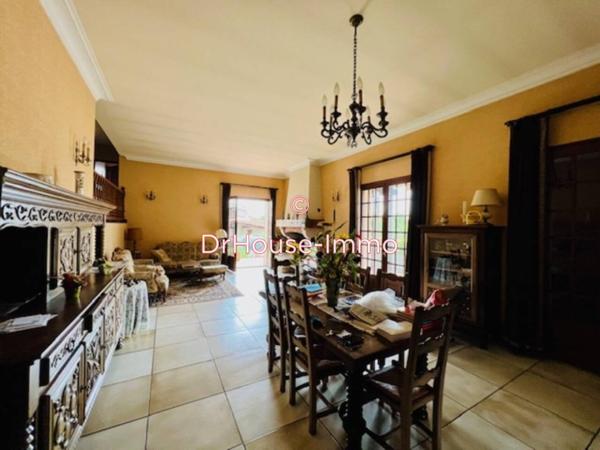 Maison à vendre 6 pièces de 212 m²