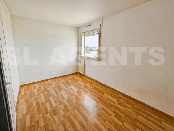 Appartement lumineux avec vue panoramique – Secteur Hôtel de Ville, Charleville-Mézières