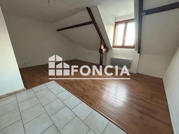 Location Appartement 2 pièces 43.65 m² - 36 RUE DU COMMANDANT ARNAUD Faremoutiers 77580