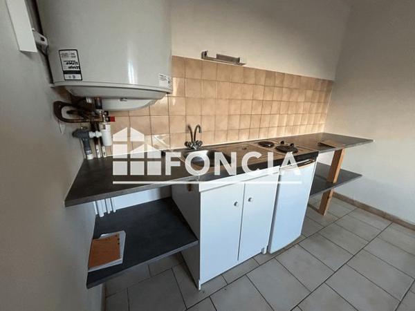 Location Appartement 2 pièces 43.65 m² - 36 RUE DU COMMANDANT ARNAUD Faremoutiers 77580