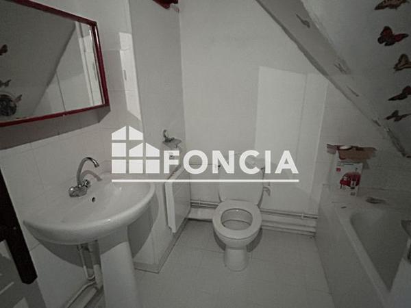 Location Appartement 2 pièces 43.65 m² - 36 RUE DU COMMANDANT ARNAUD Faremoutiers 77580