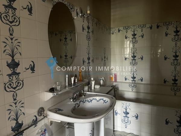 Maison
                                                                                                                                                                                                                                                                                                                        21 pièce(s)                                                                                                                                                                                                          15 chambre(s)                                                                                                                                                                                                          700  m²