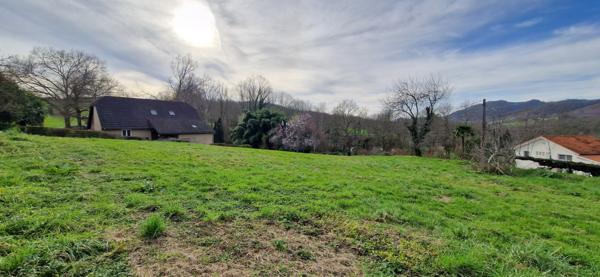 Ance (64570) SUPERBE VUE AU CALME SANS VIS À VIS